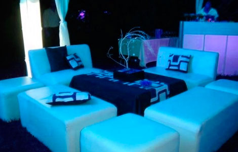 SALAS LOUNGE NIGHT LIFE